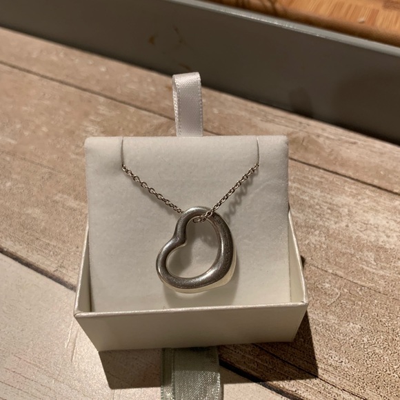 Tiffany’s Elsa Peretri Necklace 16” Necklace - Picture 6 of 6